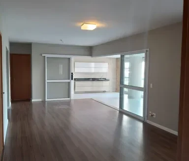 Apartamento com 3 suítes e 3 vagas para locação