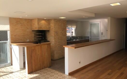 Apartamento na Vila Formosa com 2 suítes, varanda e 2 vagas